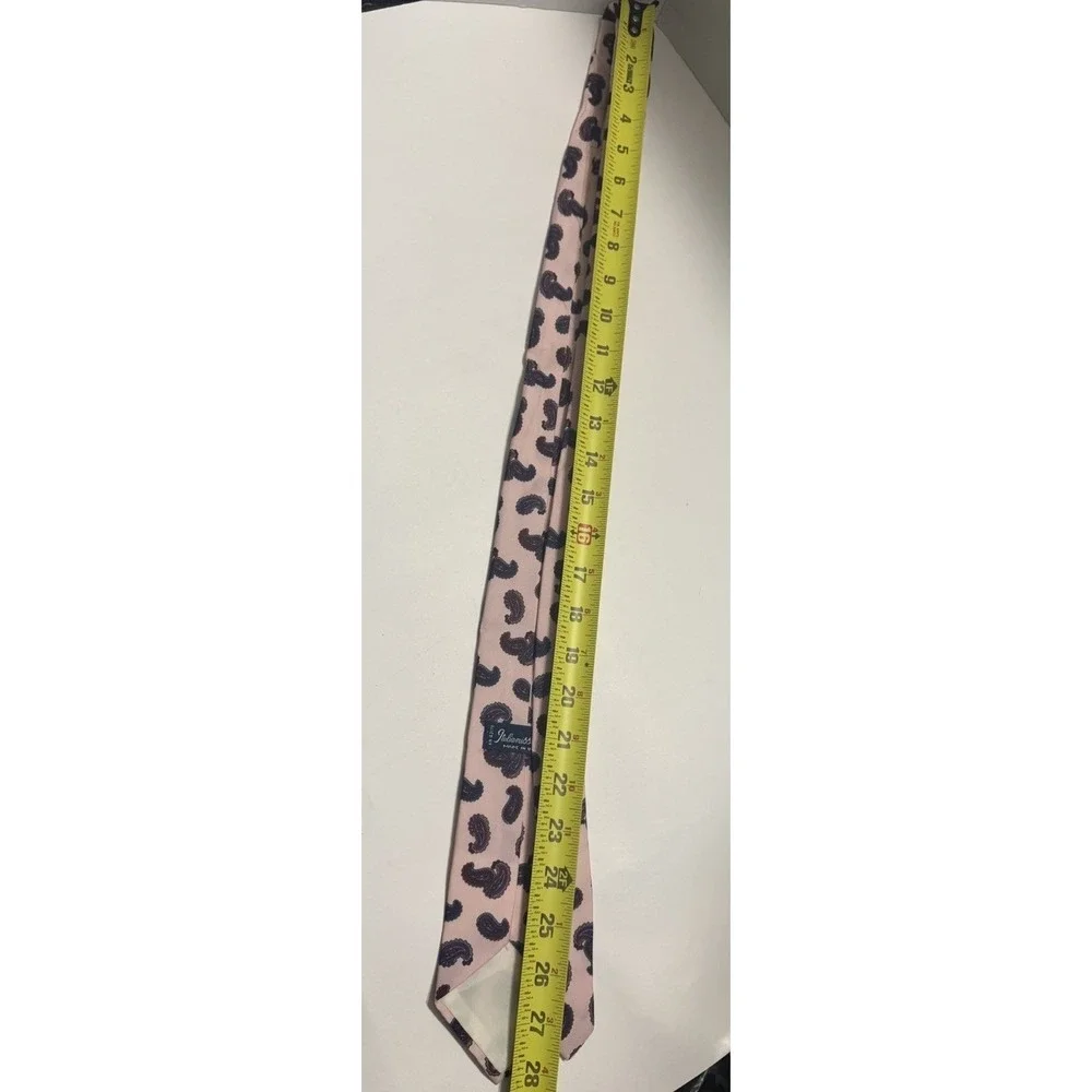 Italianissimo Mens Pink Paisley Necktie Made in USA Polyester Navy Blue Burgundy